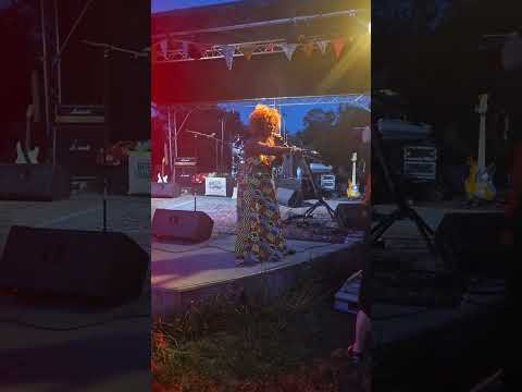 AUSTRIA - Sandra Melody SMTV JAH IS GREAT LIVE PERFORMANCE