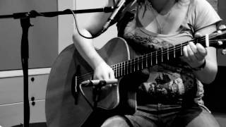 Melanie Fiona - Monday Morning (acoustic cover by Tijana, Sarah &amp; Branko) LIVE!