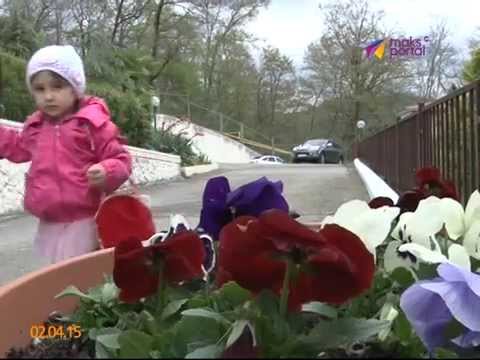 Девочка Люба нашла маму