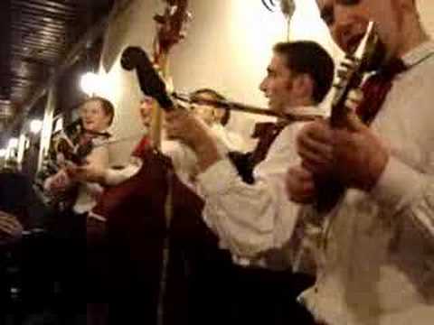 NIGHT IN ZLATNI MEDO - ZAGREB