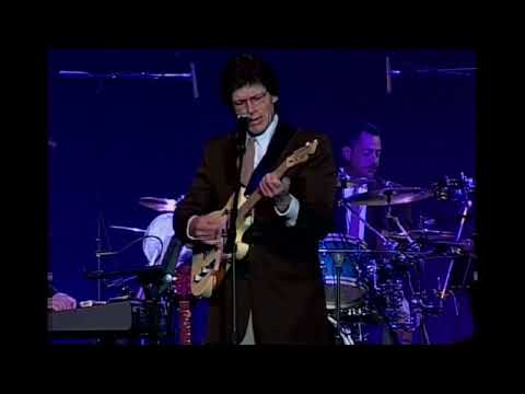 Barry Bales sings "Long Black Train" at a Shriner's Convention - 2007 - Anaheim CA - with Mel Tillis