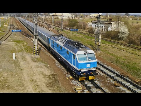 Banán 151.016 ČD Mohelnice 4K