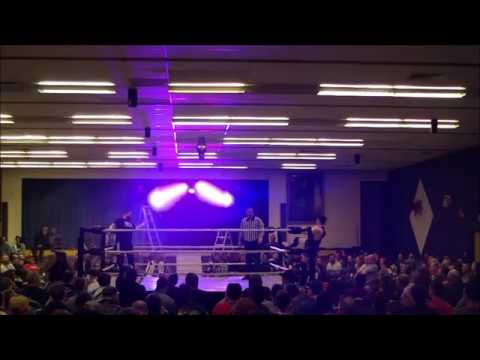 BJ Laredo VS Beef Boy (Elliot Tyler) Esquimalt April 2018