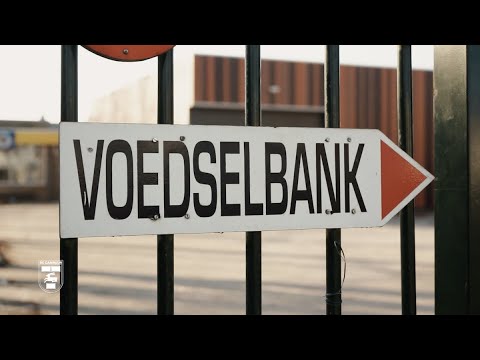 Inzamelingsactie voor Voedselbank Leeuwarden tijdens SC Cambuur - Ajax