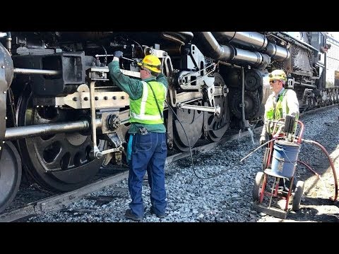 Big Boy Maintenance, How To Keep Steam Locomotives Running!  Big Boy 4014 & 844 Steam Locomotives!!! Video