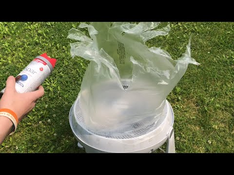 making REALISTIC looking flames with a plastic bag and a fan