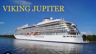 Beautiful ship sailing away on River Thames,VIKING JUPITER @Sowmyasjournal #mpfmt