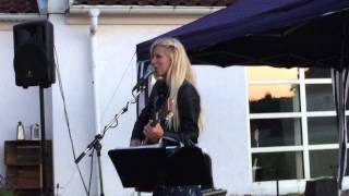 Nilla Nielsen - Goldfish in a Bowl (150718, Ivö)