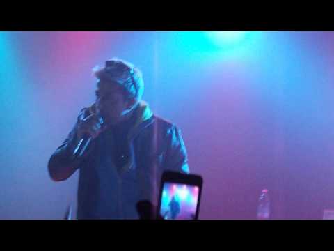 Two Fingerz Live 2013