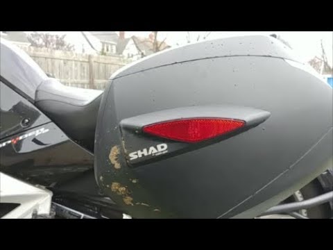 Shad SH 36 saddle bag review on a Can am F3