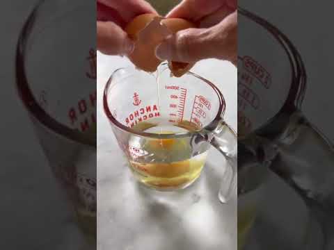 How to Make a Poached Egg in the Microwave II Kalejunkie