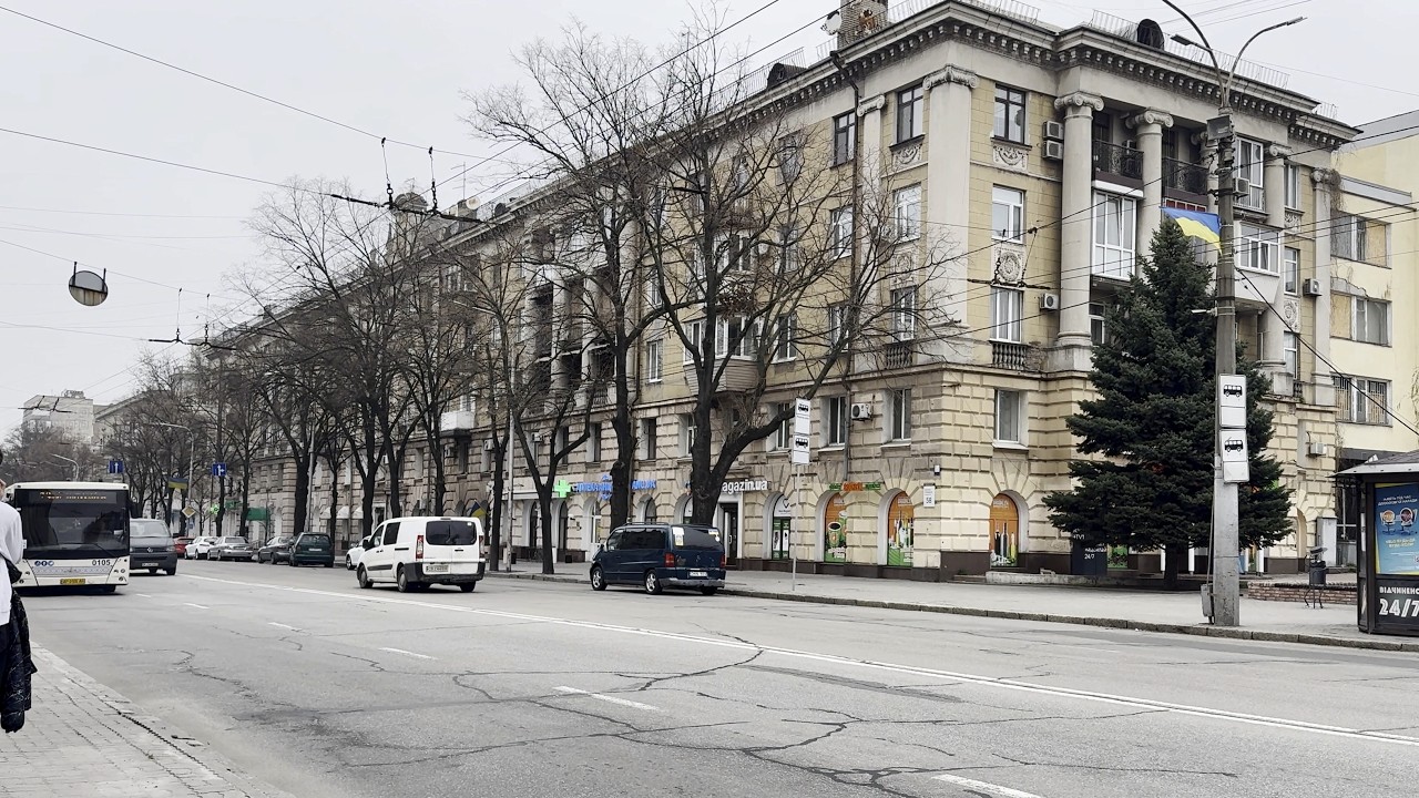 ЗАПОРОЖЬЕ апрель 2026 ФРАГМЕНТЫ ГОРОДА