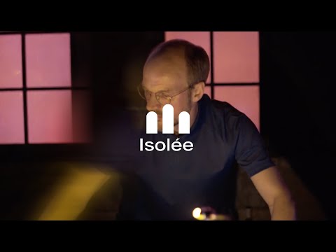 Isolée - Pisco (Live at Reunion, Beirut)