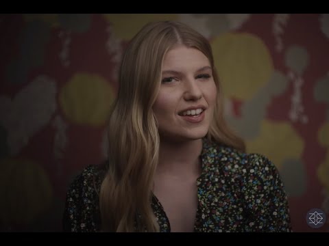 Brynn Elliott - Terrified (Official Visualizer)