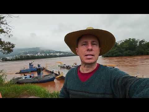 Fortes correntezas na travessia da balsa em Itapiranga
