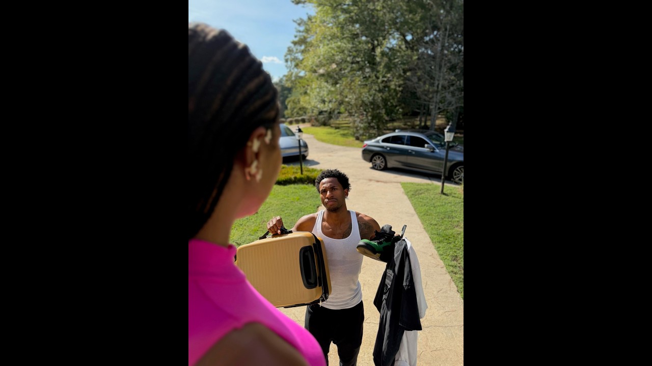 Ernestine tells Tre he can come live back with her if thats going to keep him off the streets!