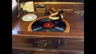 Annette Hanshaw sings Wasting My Love on You - 1930 Harmony Record
