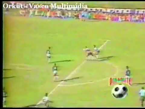 Roberto Dinamite (Vasco) - 08/04/1987 - Portuguesa-RJ 0x3 Vasco - 2 gols