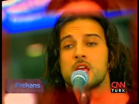 Tarkan - \"Yandım\" - 2002, Canlı, Akustik Piyano Versiyon