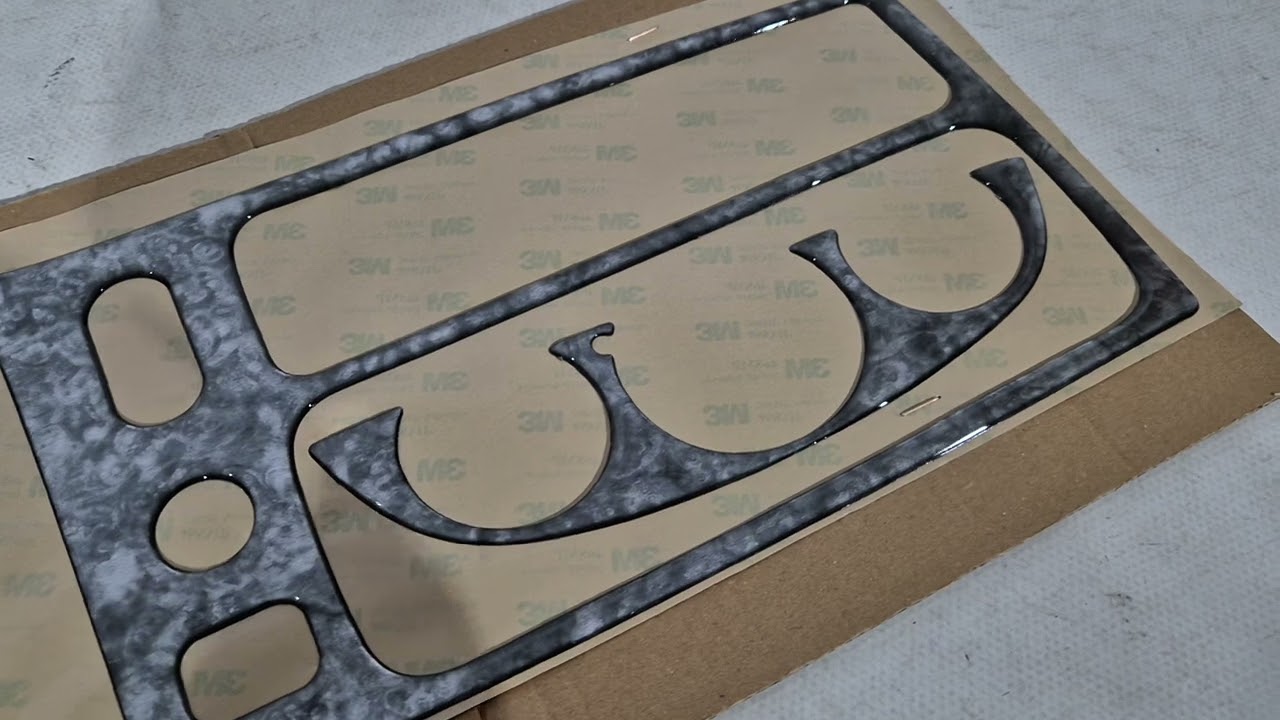 Mitsubishi Pajero Sport 1996-2007 рр. Накладки на панель (2002-2007) Video 1