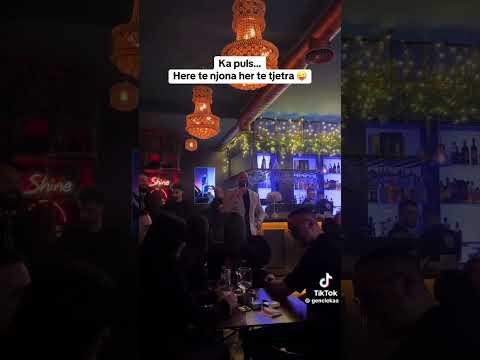 Genc Leka - Po keshtu e paska jeta (LIVE)