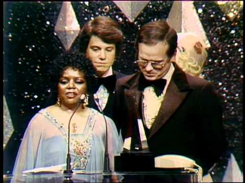 Stevie Wonder Wins Favorite Soul Album For "Songs In The Key Of Life" - AMA 1977