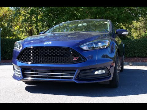 2016 Ford Focus ST: Start Up, Exhaust, Walkaround and Review