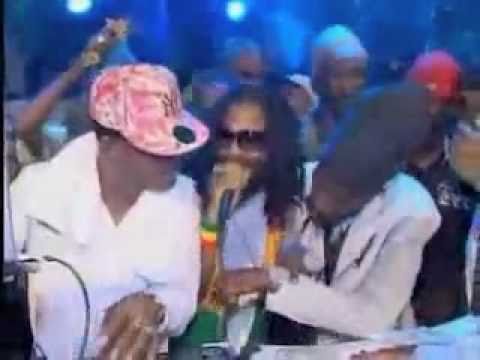 Lion Melta performance with Sizzla & Jaro