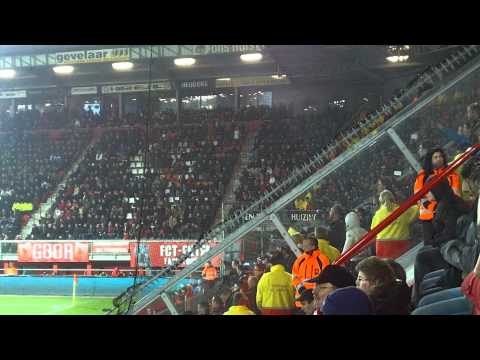 Fc Twente - Fc Utrecht Knvb beker 2010-2011. spreekkoren uit het uitvak