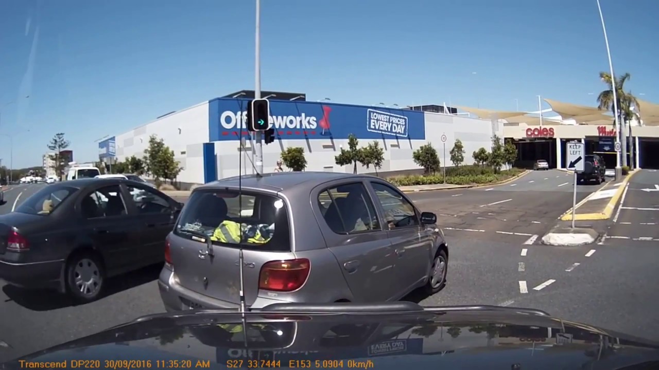 This Month In Dashcams: Learn To Overtake Safely, Please