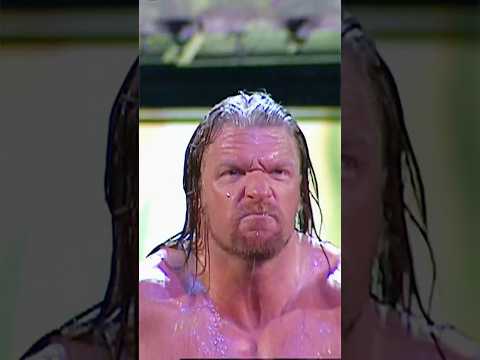 Triple H rastete aus, als Lilian Garcia ihn als EHEMALIGEN Weltmeister ankündigte 😡