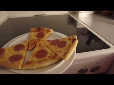 MongoTV_8798 - Min Natmad - Halv PIZZA