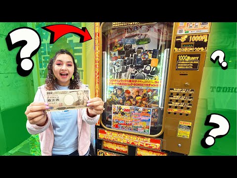We Put ¥10,000 into a Mystery King's Treasure Box Machine in Japan!