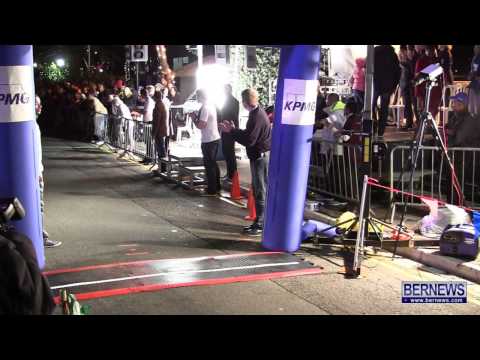 Senior School Boys Race At Front Street Mile, Jan 18 2013