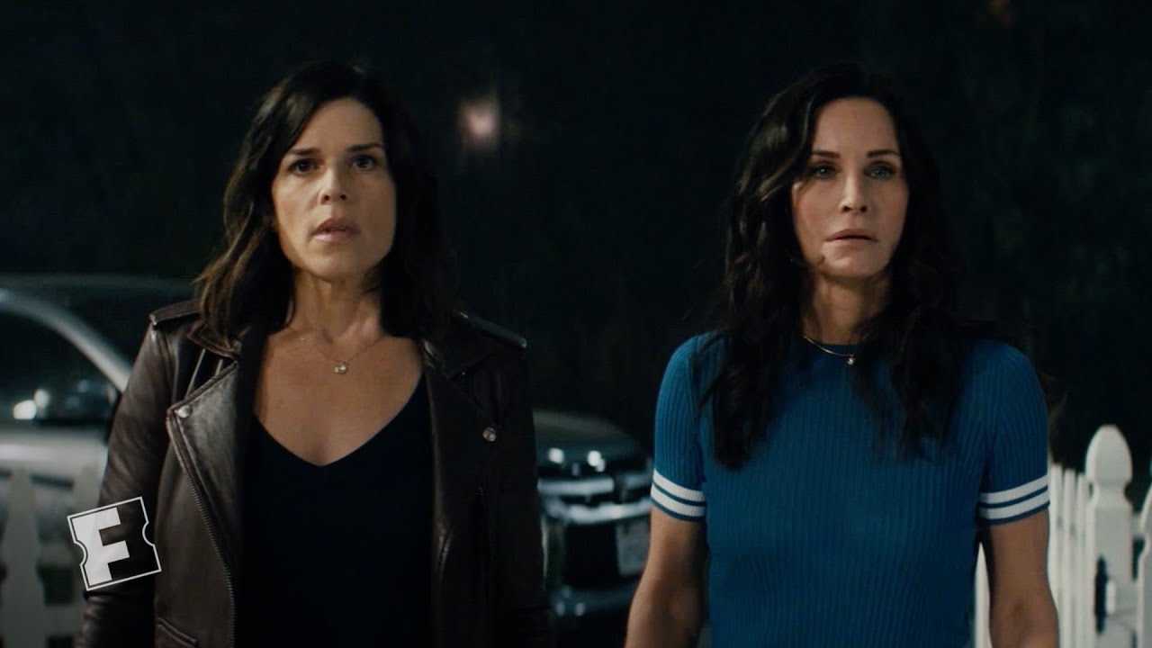 Exclusive Featurette - Getting The Old Gang Back Together