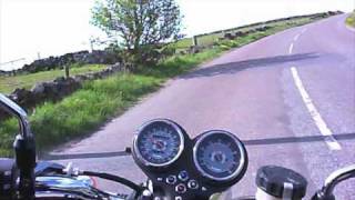 Triumph Bonneville SE White Peak Ride