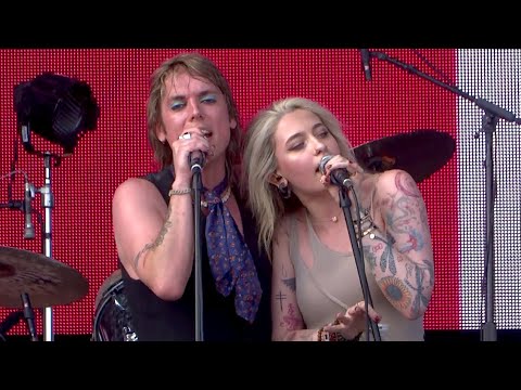 Low Key in Love - The Struts & PARIS JACKSON - Boston Calling 2022 LIVE