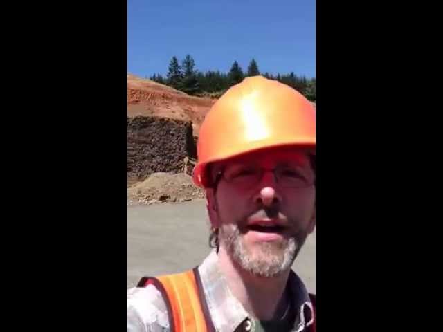 Vídeo relacionado con Funny Construction Excavation Rock Quarry Gravel Pit Camiseta Camiseta