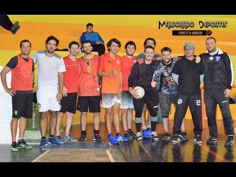 Maldonado Deportes - Entrenamiento del Club Rampla Js de Futsal Maldonado