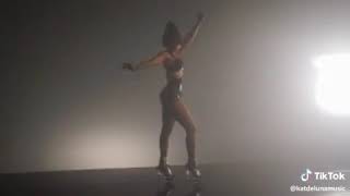 Kat Deluna Samba Dance Break During I Wanna See You Dance La La La