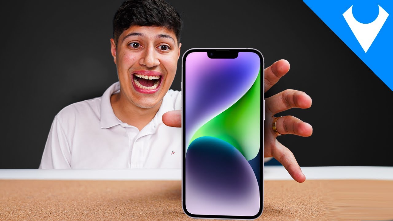 iPhone 14 ficou BARATO! Vale a pena COMPRAR no FIM DO ANO?