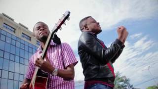 EV. TEDDY KAYEMBE &quot; TU ES TOUT (CLIP OFFICIEL)