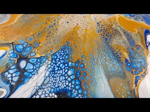 Heavenly Golds | Deconstructed SheleeArt Blooms Technique