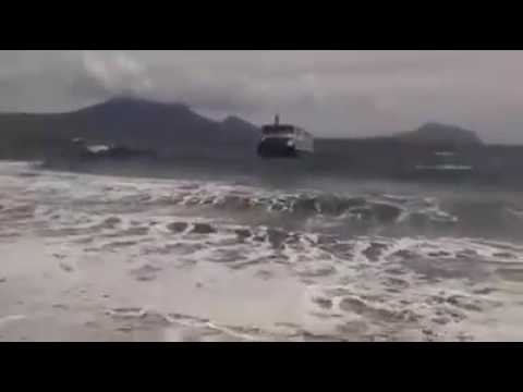 Tragedi KM Semua Suka yg terdampar di Longot Kec.Ile Boleng Flores Timur...