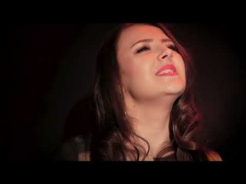 Alexandra Amarandei - Stea printre stele mama mea