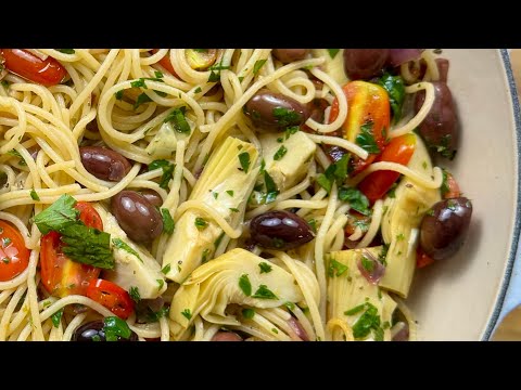 Mediterranean Pasta in 20 Minutes! Fresh, Flavorful & Easy