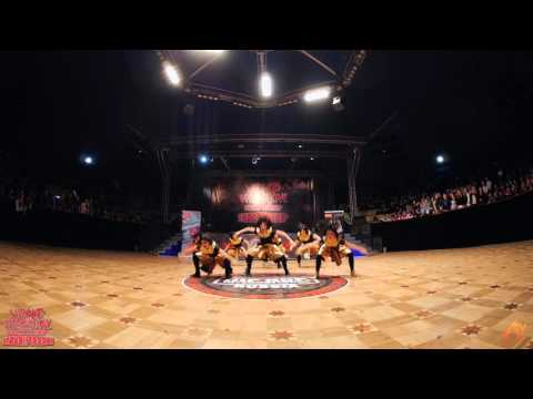 HHI Russia 2016 Varsity - 23 - Bzzzz Crew