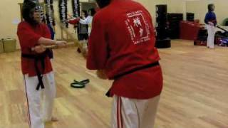 preview picture of video 'Mercer Island Martial Arts Teen and Adult Class'