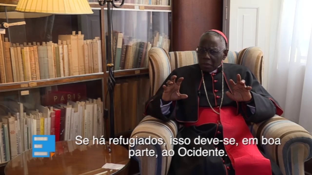 Igreja: «Homem não pode ter a pretensão de dispensar Deus» - cardeal Robert Sarah