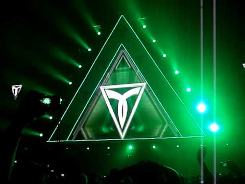 TRANSMISSION 2009 Praha - Giuseppe Ottaviani - Fallen INTRO